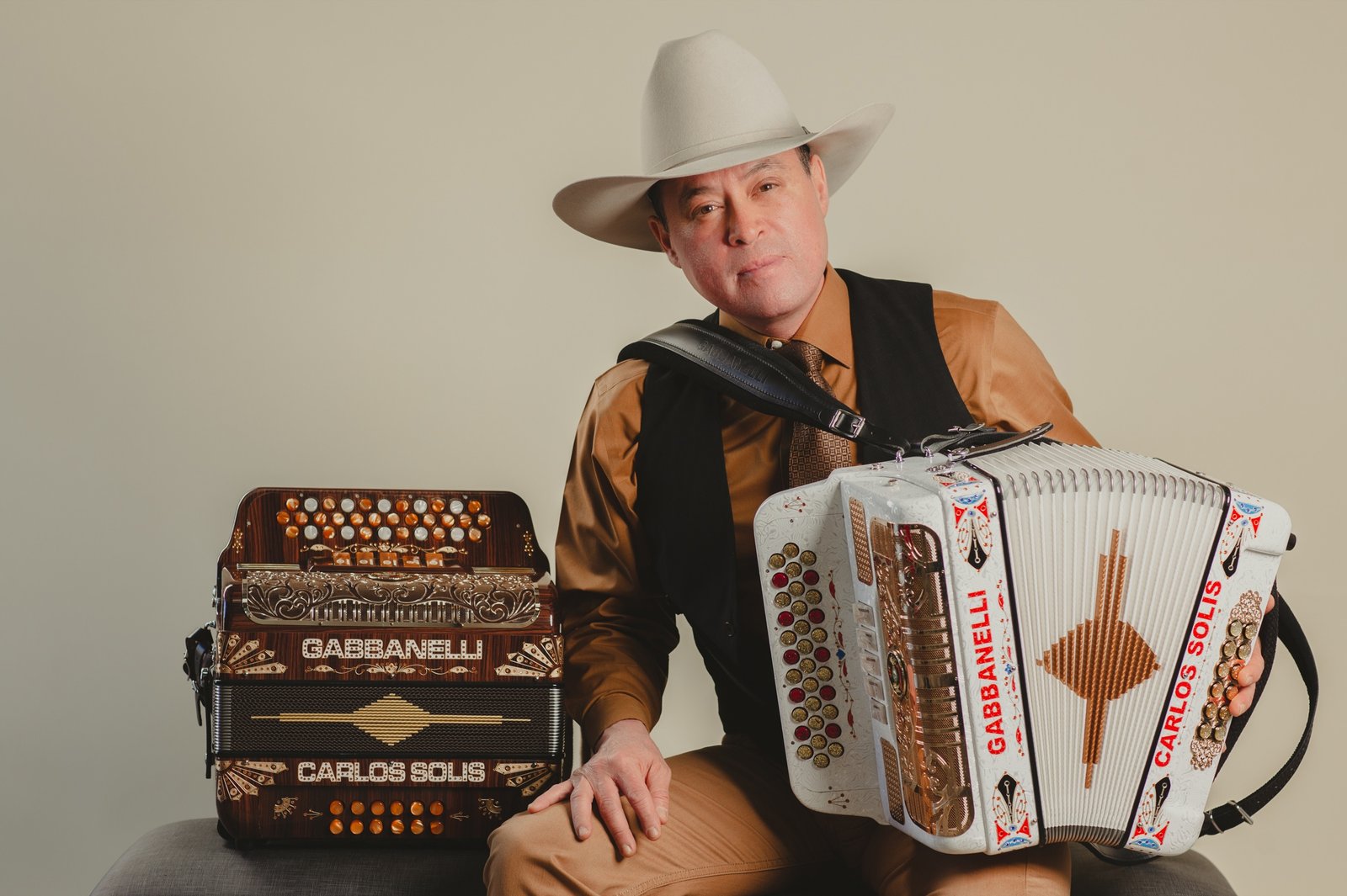 Carlos Solís, lead vocals and accordion for Grupo Silverado